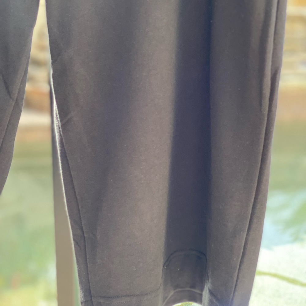 NIKE WOMENS JERSEY CAPRI CROPPED SWEATPANTS BLACK‎ - Picture 3 of 9